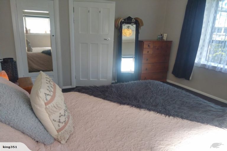 Photo of property in 2 Moore Avenue, Tawhero, Whanganui, 4501