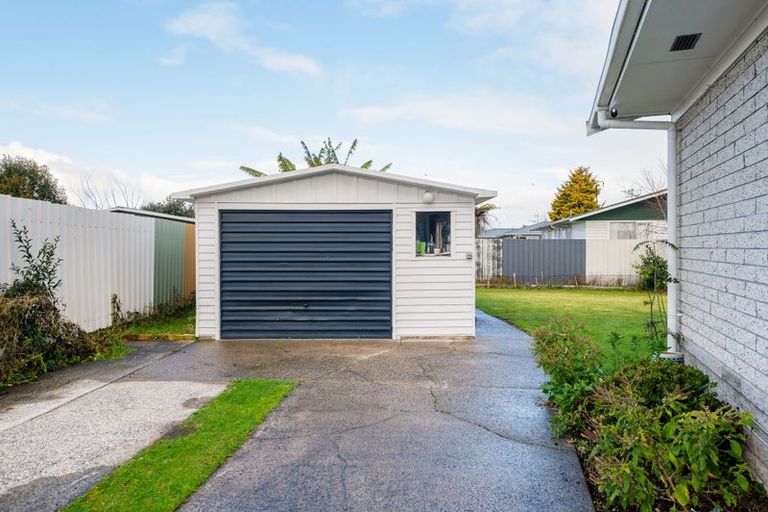 Photo of property in 53 Collins Road, Melville, Hamilton, 3206