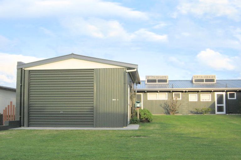 Photo of property in 216b Tangaroa Road, Whangamata, 3620