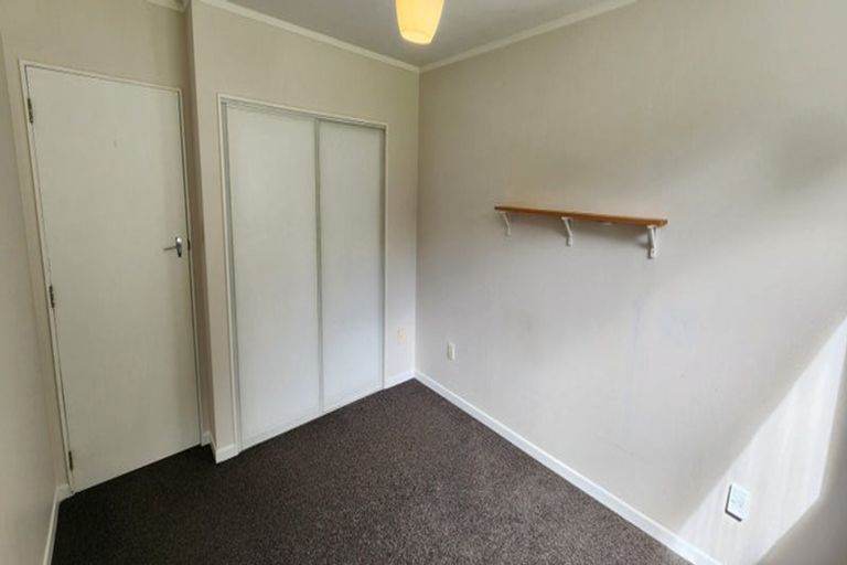 Photo of property in 28a Riversdale Drive, Merrilands, New Plymouth, 4312