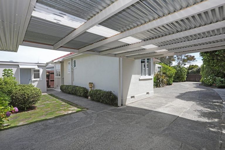Photo of property in 121 East Street, Feilding, 4702