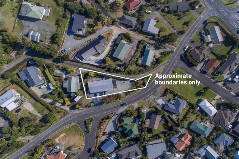 Photo of property in 33 Cable Bay Block Road, Cable Bay, 0420
