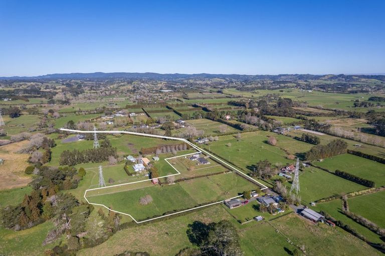 Photo of property in 34 Brookvale Lane, Taupaki, 0782