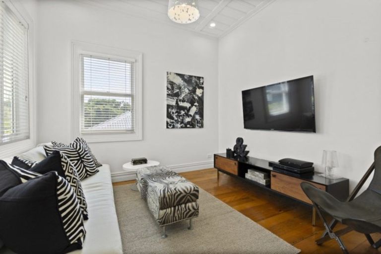 Photo of property in 10 Alberon Street, Parnell, Auckland, 1052