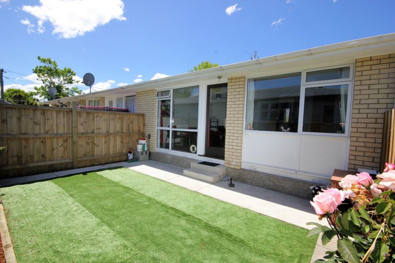 Photo of property in 3/38 North Avon Road, Richmond, Christchurch, 8013