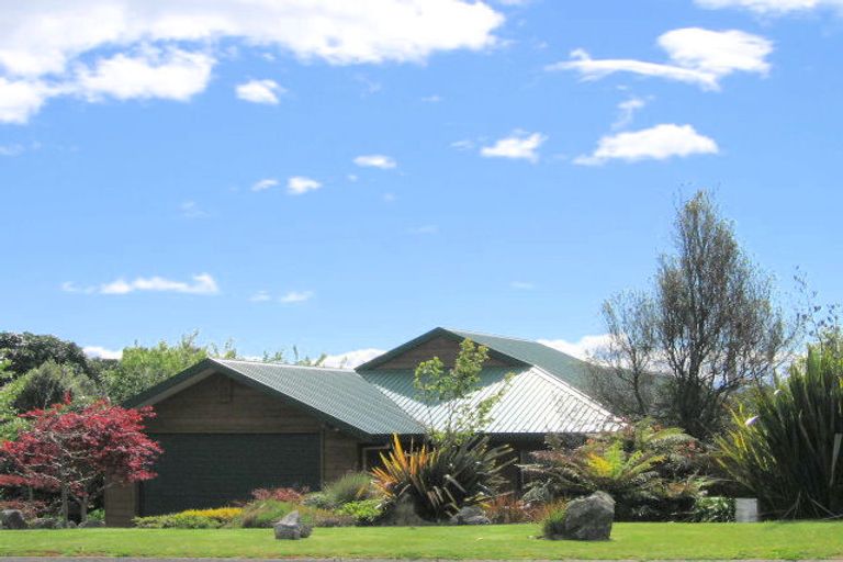 Photo of property in 35 Boundary Road, Waipahihi, Taupo, 3330