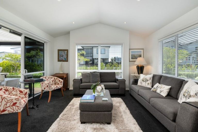 Photo of property in 14 Oceania Sands Way, Papamoa Beach, Papamoa, 3118