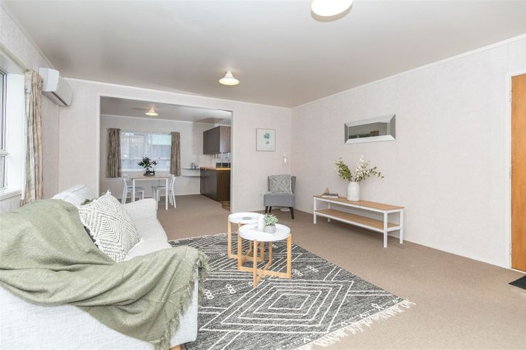 Photo of property in 2/2 Eden Avenue, Te Awamutu, 3800