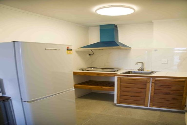 Photo of property in 1/12 Lynngate Place, Hillcrest, Auckland, 0627