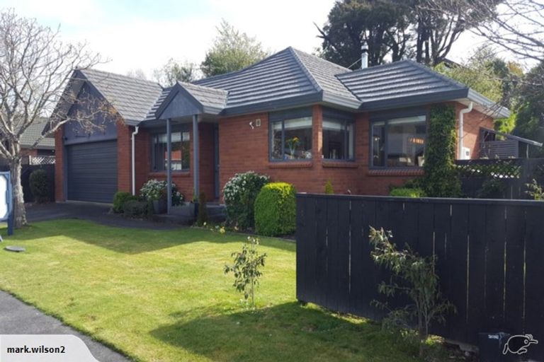 Photo of property in 23 Carlow Grove, Birchville, Upper Hutt, 5018