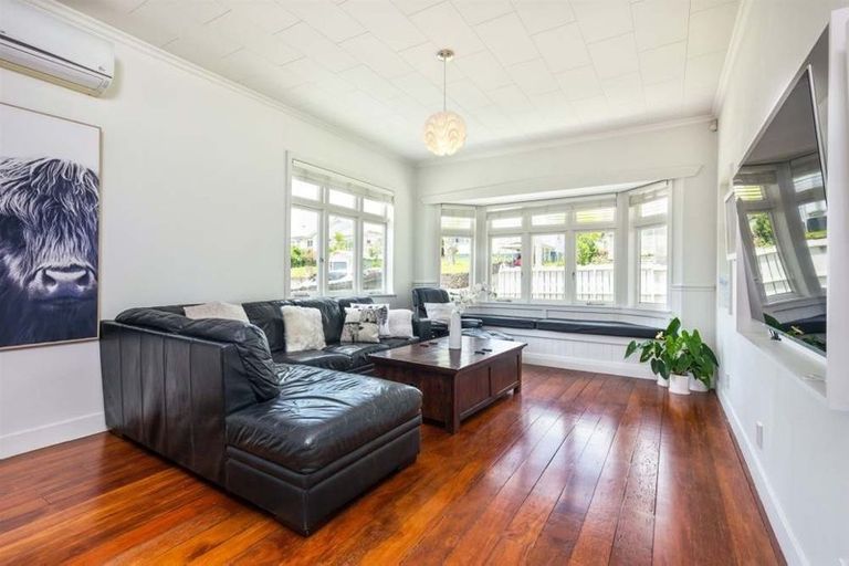 Photo of property in 39 Monaghan Avenue, Mount Albert, Auckland, 1025