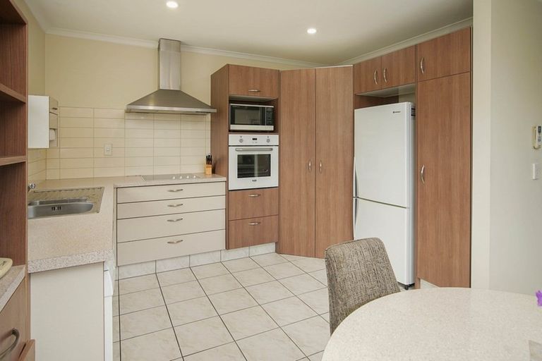 Photo of property in 21 Woodstock Place, Stoke, Nelson, 7011