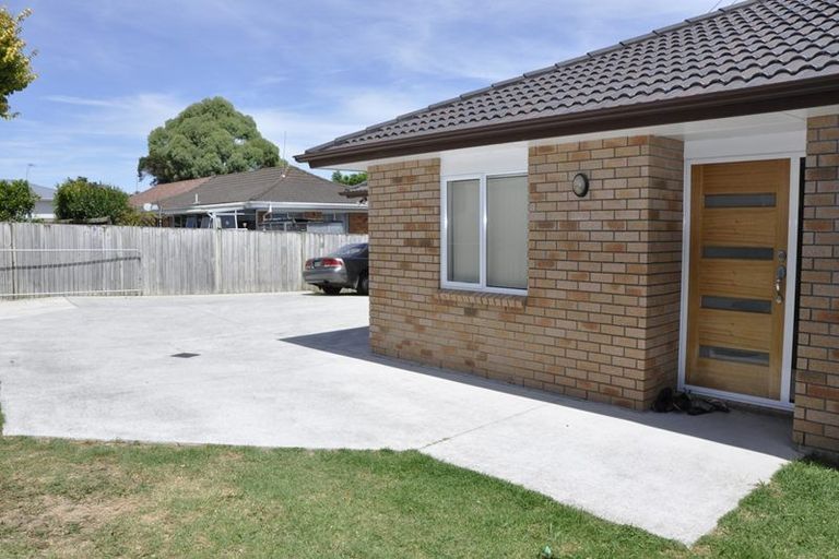 Photo of property in 10a Lincoln Road, Manurewa East, Auckland, 2102