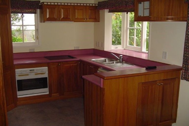 Photo of property in 21 Hicks Close, Whitby, Porirua, 5024