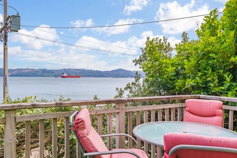 Photo of property in 517c Marine Drive, Sunshine Bay, Lower Hutt, 5013