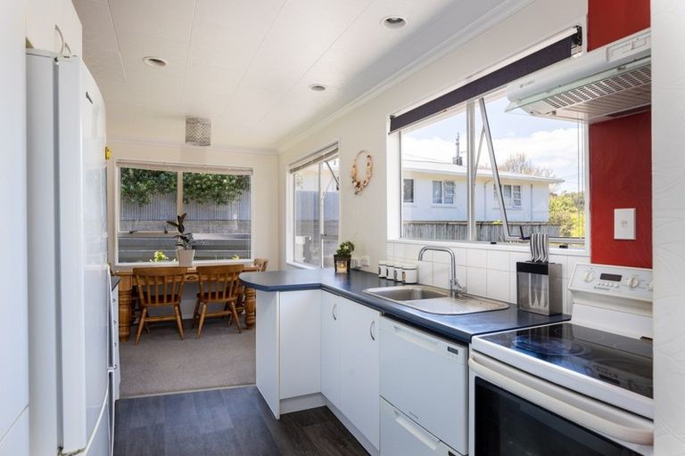 Photo of property in 94b Brois Street, Frankleigh Park, New Plymouth, 4310