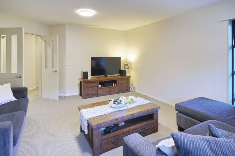 Photo of property in 6 Cognac Drive, Yaldhurst, Christchurch, 8042