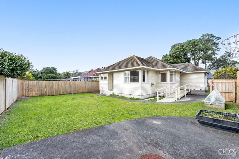 Photo of property in 991 High Street, Avalon, Lower Hutt, 5011