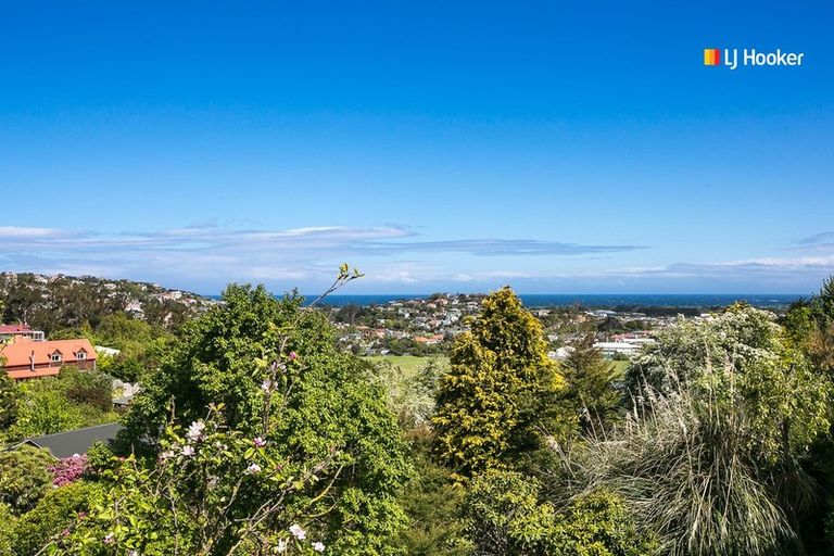 Photo of property in 7 Glendevon Place, Vauxhall, Dunedin, 9013