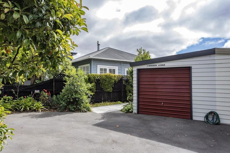 Photo of property in 1/2 Heberden Avenue, Sumner, Christchurch, 8081