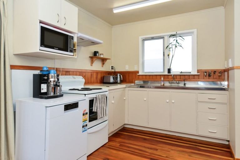 Photo of property in 10 Wingate Street, Bader, Hamilton, 3206