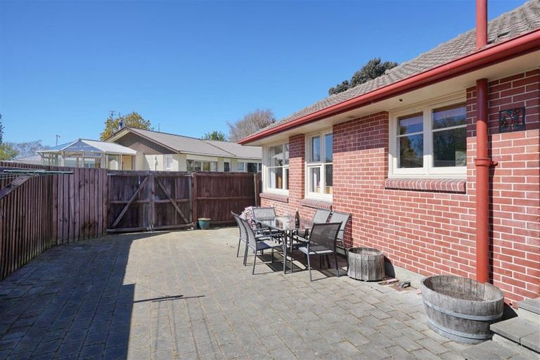 Photo of property in 1/48 Glenmore Avenue, Casebrook, Christchurch, 8051