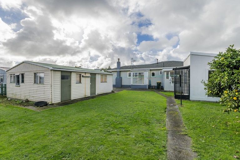 Photo of property in 19 Read Street, Levin, 5510