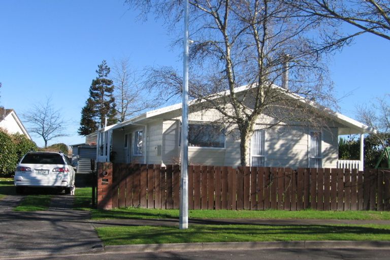 Photo of property in 11 Ensign Place, Flagstaff, Hamilton, 3210