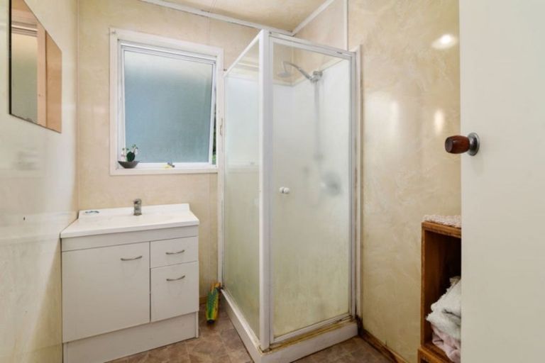 Photo of property in 9a Peter Place, Mangakakahi, Rotorua, 3015