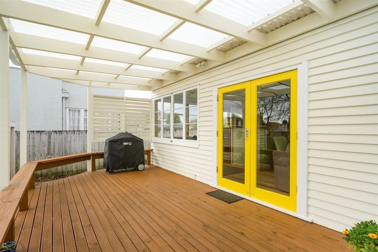 Photo of property in 22 Savage Crescent, West End, Palmerston North, 4412