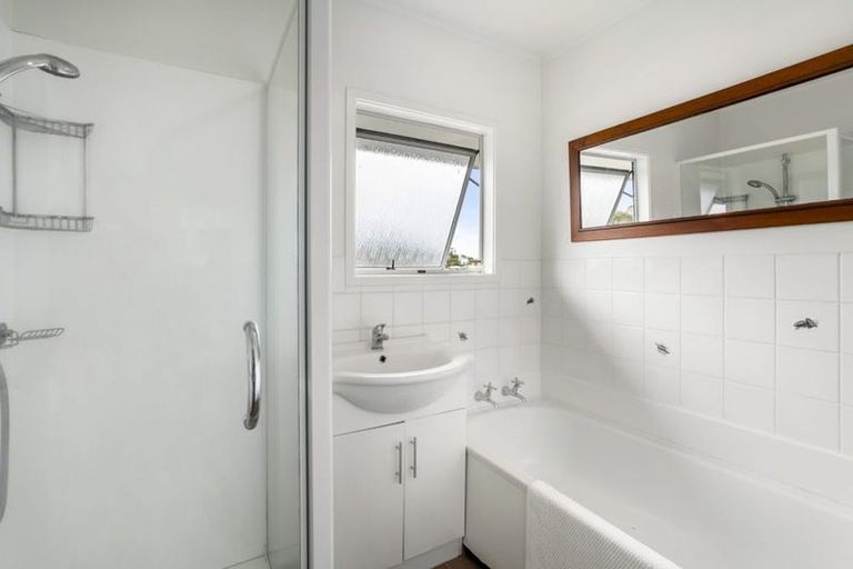 Photo of property in 1/57 Nor'east Drive, Torbay, Auckland, 0632