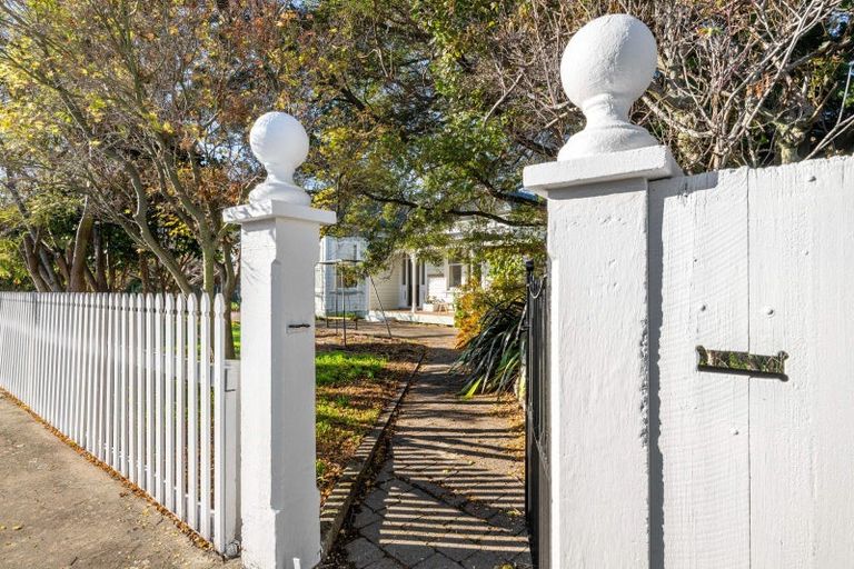 Photo of property in 60 Park Terrace, Blenheim, 7201