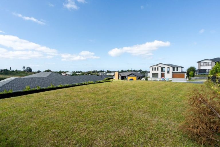 Photo of property in 33 Woodridge Drive, Stanmore Bay, Whangaparaoa, 0932