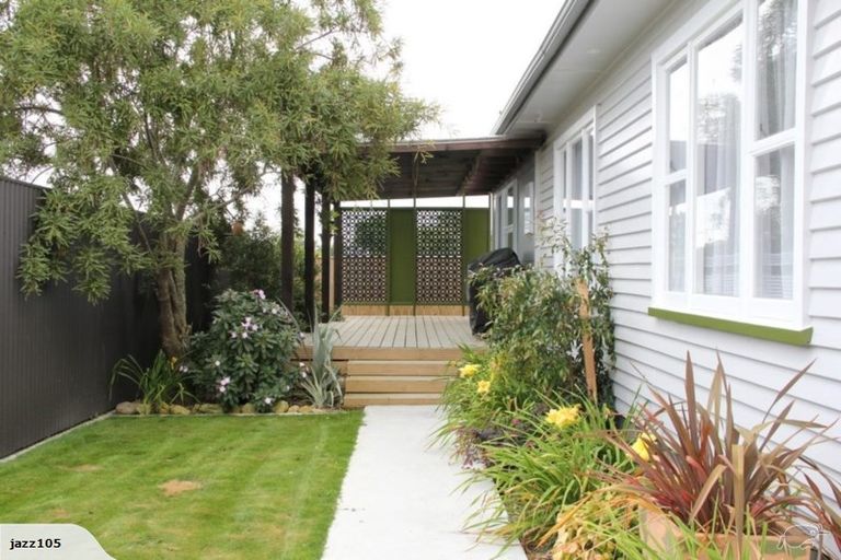 Photo of property in 19a Fairfield Road, Levin, 5510