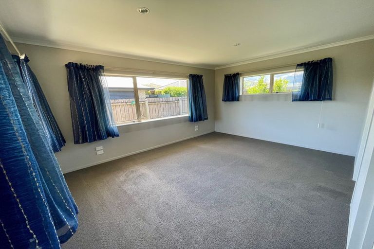 Photo of property in 15 Holcroft Place, Stoke, Nelson, 7011