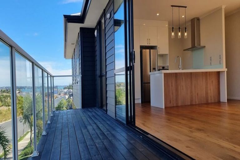 Photo of property in 150 Ninth View Avenue, Beachlands, Auckland, 2018