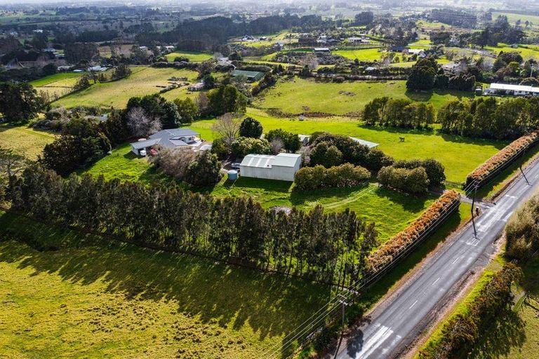 Photo of property in 298 Red Hills Road, Taupaki, Henderson, 0782