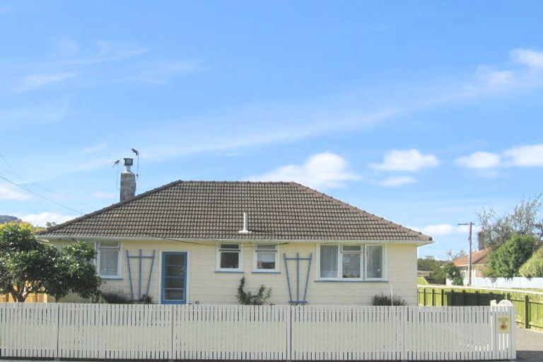 Photo of property in 26 Whakatiki Street, Trentham, Upper Hutt, 5018