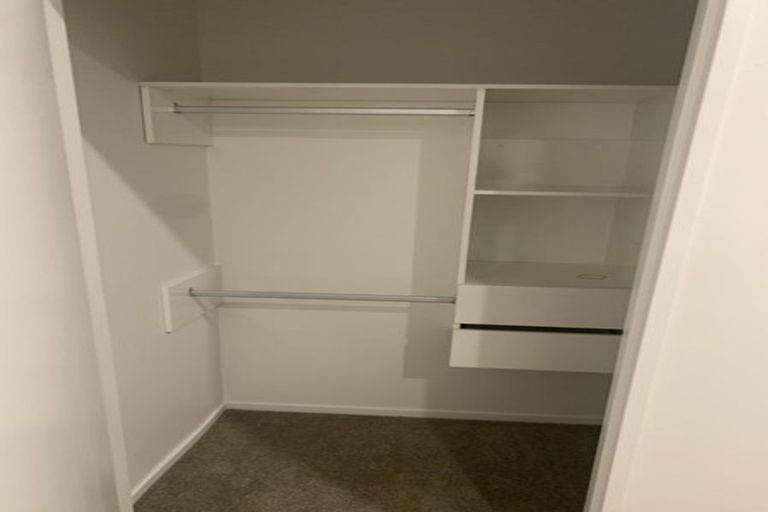 Photo of property in 1/21 Newham Place, Henderson, Auckland, 0612