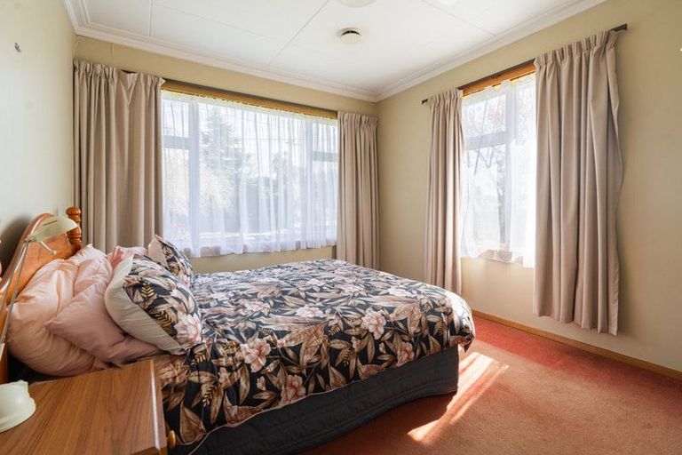 Photo of property in 17 Constitution Avenue, Milton, 9220