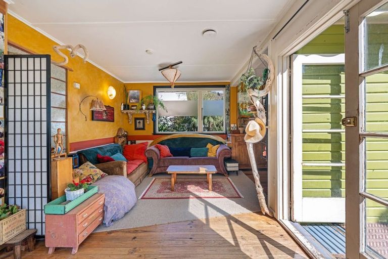 Photo of property in 96 Cheviot Street, Roxburgh, 9500