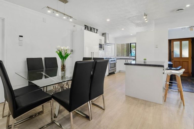 Photo of property in 15 Elmslie Place, Owhata, Rotorua, 3010