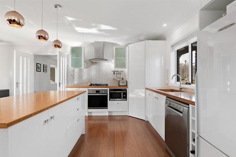 Photo of property in 22 Charles Court, Lake Hawea, Wanaka, 9382