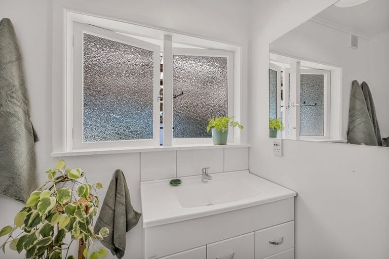 Photo of property in 22 Darwin Crescent, Maraenui, Napier, 4110