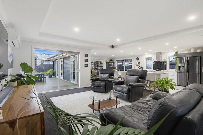 Photo of property in 64 Cassino Street, Rangiora, 7400