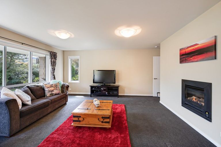 Photo of property in 8 Herries Lane, Lake Hayes, Queenstown, 9304