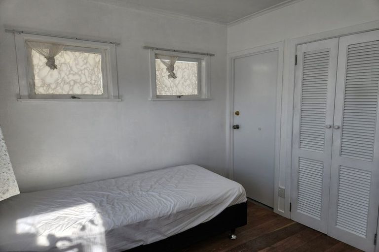 Photo of property in 32a Kirkbride Road, Mangere Bridge, Auckland, 2022