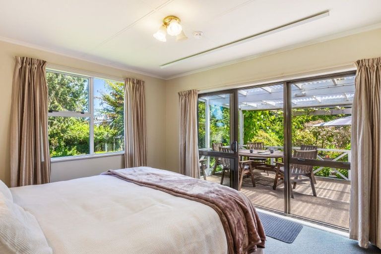 Photo of property in 52 Whakaroa Road, Kinloch, Taupo, 3385