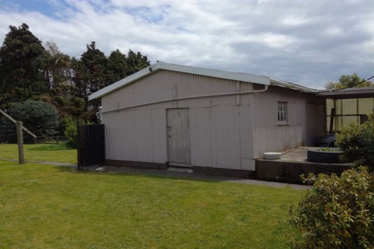 Photo of property in 85 Half Mile Road, Tuatapere, 9620