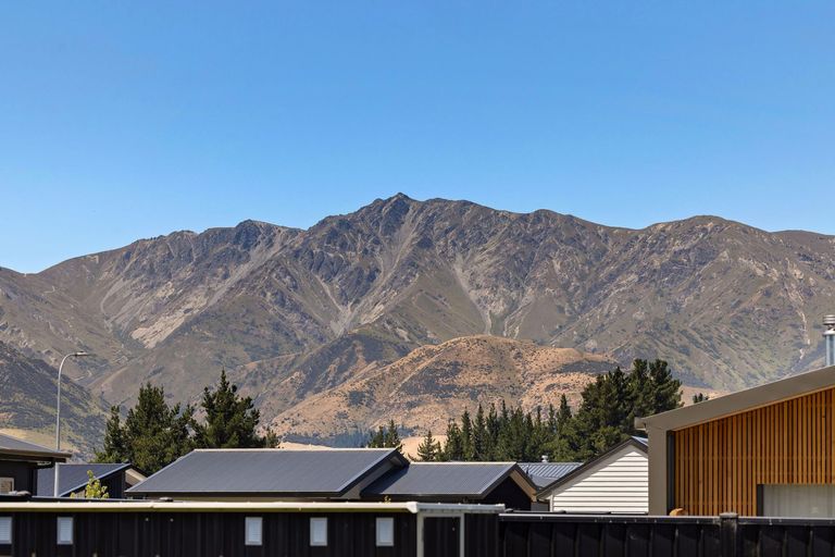 Photo of property in 5 Dunn Street, Lake Hawea, 9382